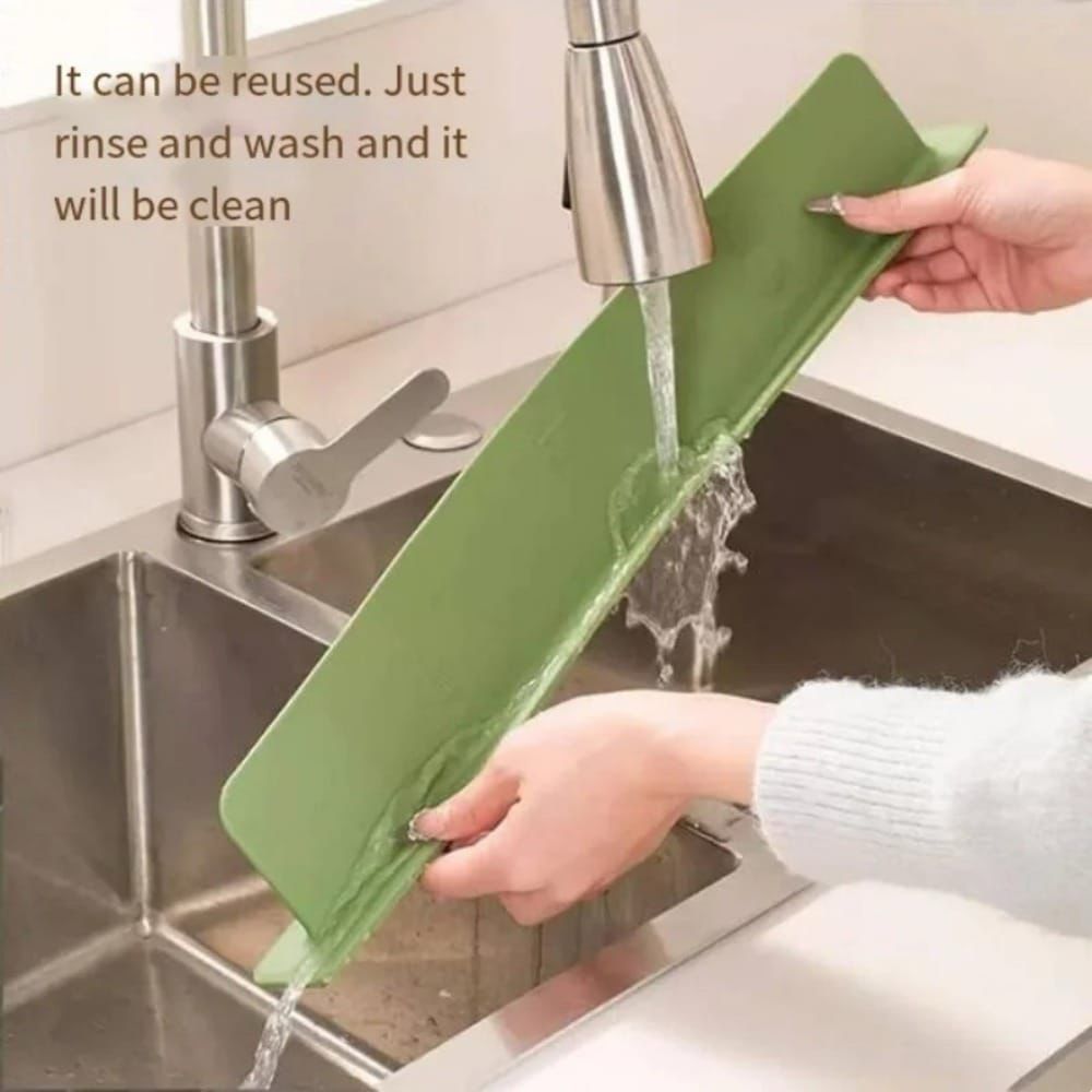 Silicone Sink Splash Guard With Suction – Flexible Water Splash Stopper for Kitchen & Bathroom Faucets, Countertops & Cleaning Protection